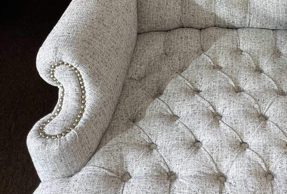 furniture-upholstery-tufted-chair-close-up-dsc-sewing.jpg